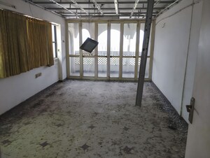 Room in  Apartment at Ahmedabad Cantonment – for Sale