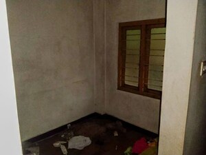 Room in  Independent House at Nilgiris – for Sale