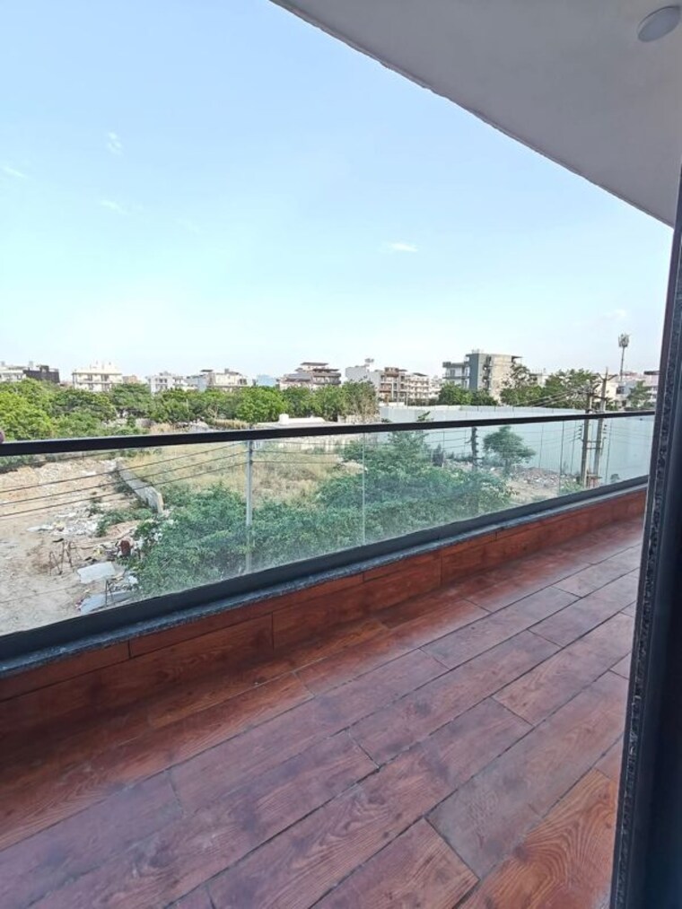 Swimming Pool, sector 45 1 Bedroom 600 Sq.Ft. Builder Floor In Sector 45 Gurgaon 10502716