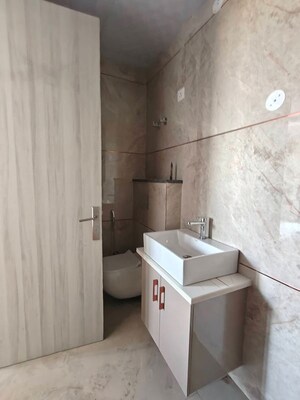 Bathroom in 1 BHK Builder Floor at Sector 45 – for Rent