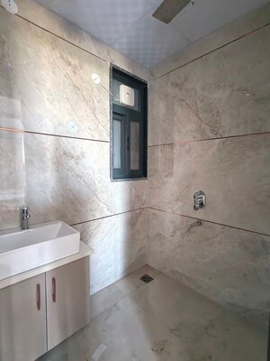 Bathroom in 1 BHK Builder Floor at Sector 45 – for Rent
