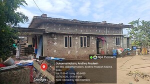  Independent House For Sale in Gavinivaripalem