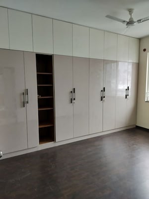 Room in 3 BHK Apartment at Puravankara Purva Zenium, Hosahalli – for Rent