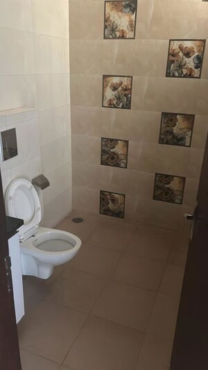 Bathroom in 2.5 BHK Builder Floor at Orchid Island, Sector 51 – for Rent