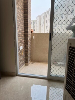 Bathroom in 1 BHK Apartment at Crossing Chitravan, Nai Basti Dundahera – for Sale