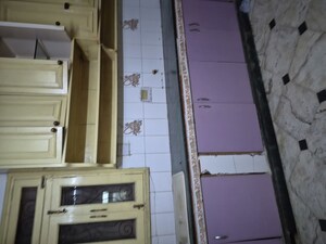 Kitchen/pantry in 3.5 BHK Apartment at Mayur Vihar – for Rent