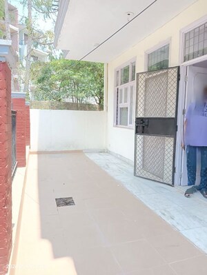 3 BHK Builder Floor For Rent in Ardee Platinum Independent Floors, Sector 52