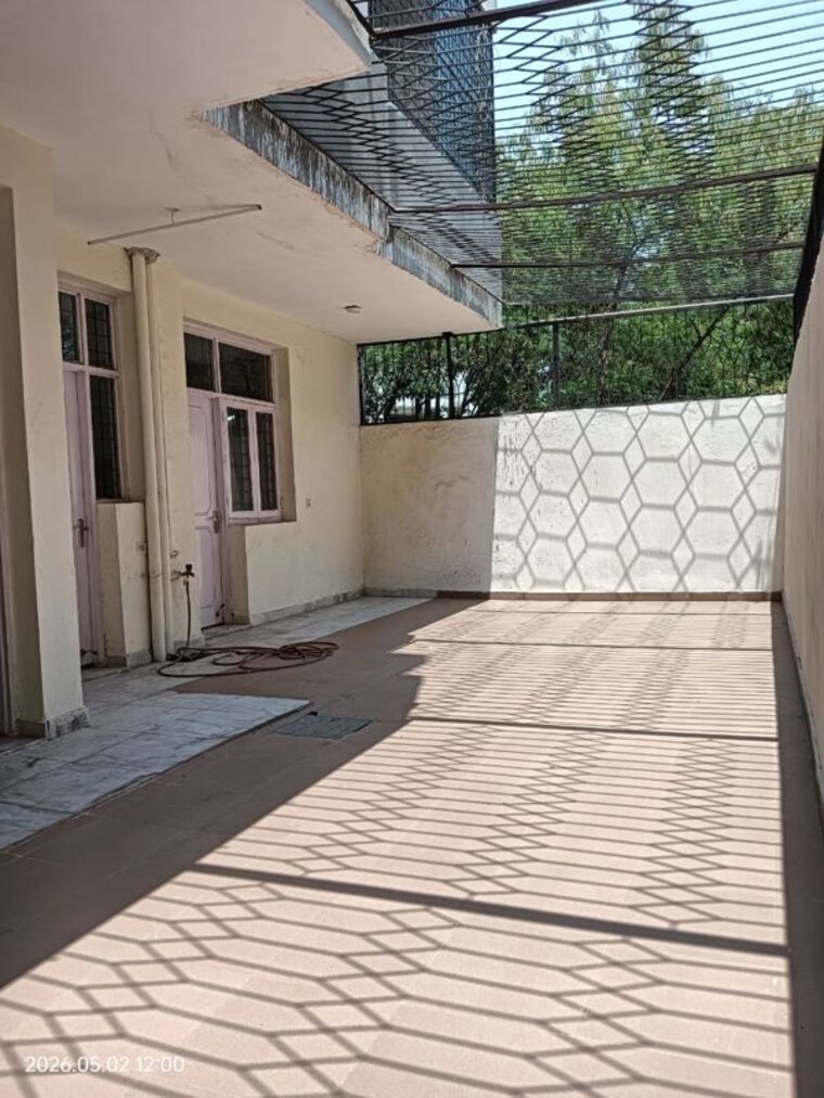 Balcony, ardee-platinum-independent-floors 3 Bedroom 1550 Sq.Ft. Builder Floor In Sector 52 Gurgaon 10502838