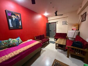 Bedroom in 2.5 BHK Apartment at Panchsheel Greens II, Sector 16 Greater Noida – for Rent