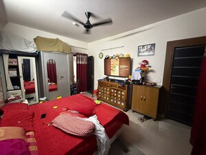 Living Room in 2.5 BHK Apartment at Panchsheel Greens II, Sector 16 Greater Noida – for Rent