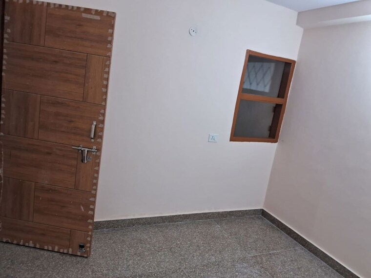 Room, mahavir enclave 1 2 Bedroom 500 Sq.Ft. Apartment In Mahavir Enclave 1 Delhi 10502853