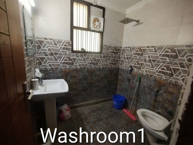 Living Room, green fields colony 5 Bedroom 818 Sq.Yd. Villa In Green Fields Colony Faridabad 10502869