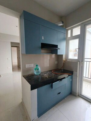 Kitchen in 1 BHK Builder Floor at Lucky The Palm Valley, Sector 1 Greater Noida – for Rent