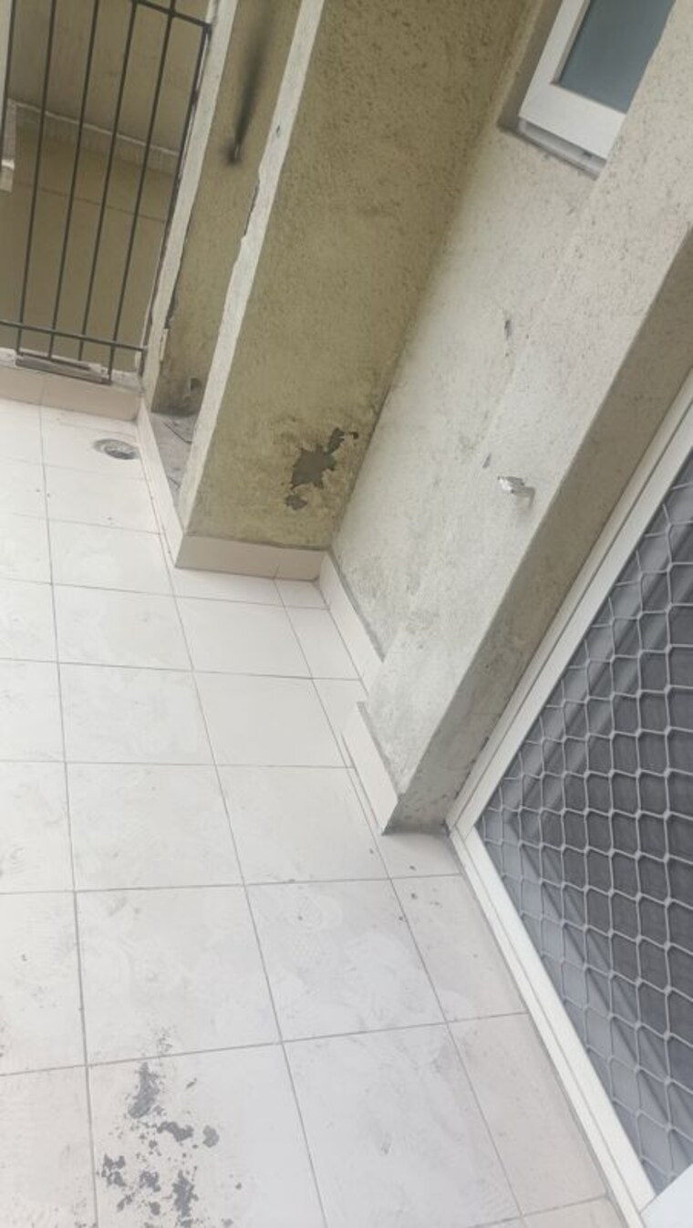 Balcony, lucky-the-palm-valley 1 Bedroom 950 Sq.Ft. Builder Floor In Sector 1 Greater Noida Greater Noida 10502870