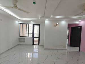 2.5 BHK Builder Floor For Rent in Trident Embassy Reso, Sector 1 Greater Noida