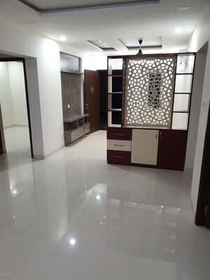 Room in  Apartment at Alekhya Palm Woods, Gachibowli – for Rent