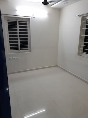 Room in  Apartment at Alekhya Palm Woods, Gachibowli – for Rent