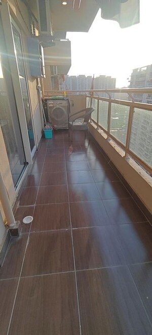 Balcony in 3.5 BHK Apartment at Elite Golf Green, Sector 79 – for Rent
