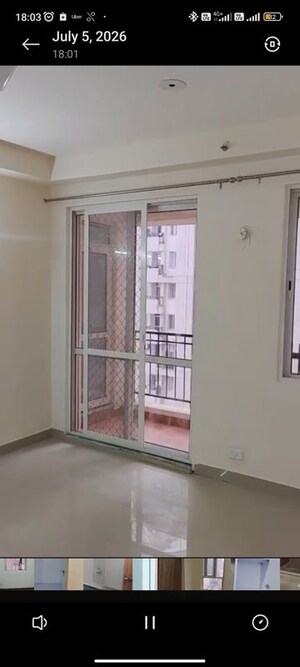 Room in 3 BHK Apartment at Jaypee Kensington Park Apartments, Sector 133 – for Rent