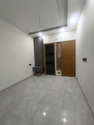 Room in 4 BHK Villa at Alaknanda Maxxus Eden Estate, Ghazipur – for Sale
