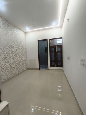 Room in 3 BHK Villa at Vision Homes Ghazipur, Ghazipur – for Sale