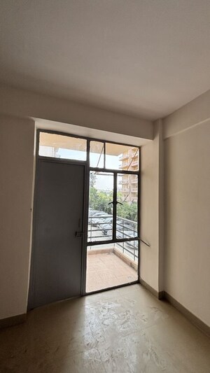 Room in 2 BHK Apartment at Lotus Homz, Sector 111 – for Rent