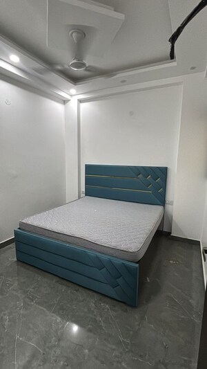 2 BHK Builder Floor For Rent in Sector 110