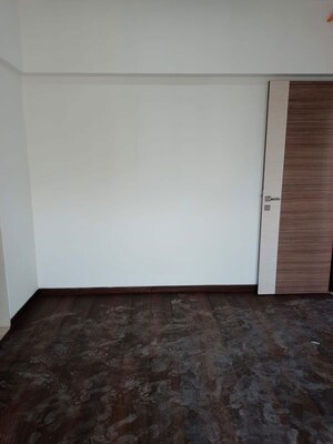Room in 2 BHK Apartment at Chandak Cornerstone, Worli – for Rent