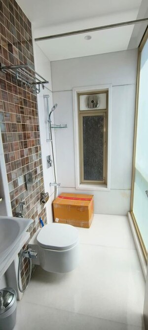 Washroom in 4 BHK Penthouse at Mayfair Maaya, Khar West – for Sale