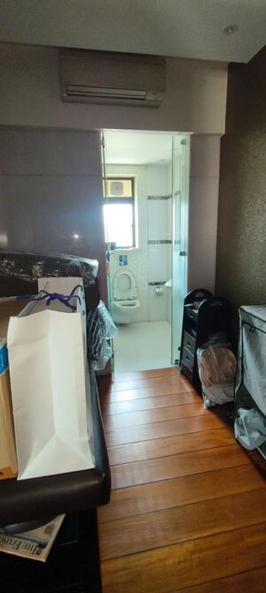 Washroom in 4 BHK Penthouse at Mayfair Maaya, Khar West – for Sale