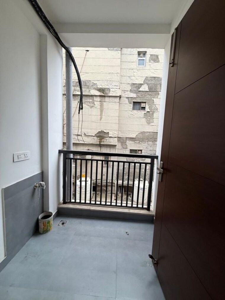 Balcony, kalkaji 2 Bedroom 900 Sq.Ft. Builder Floor In Kalkaji Delhi 10502983