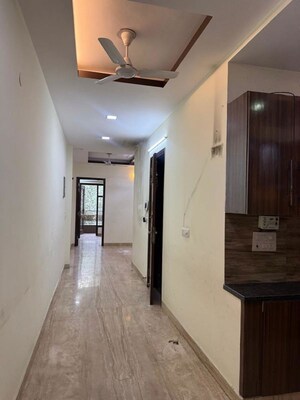 2 BHK Builder Floor – Entrance View at Kalkaji - for Rent