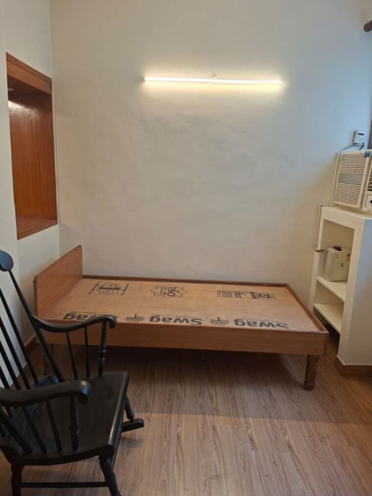 Bedroom, hauz khas 2 Bedroom 1400 Sq.Ft. Apartment In Hauz Khas Delhi 10502989