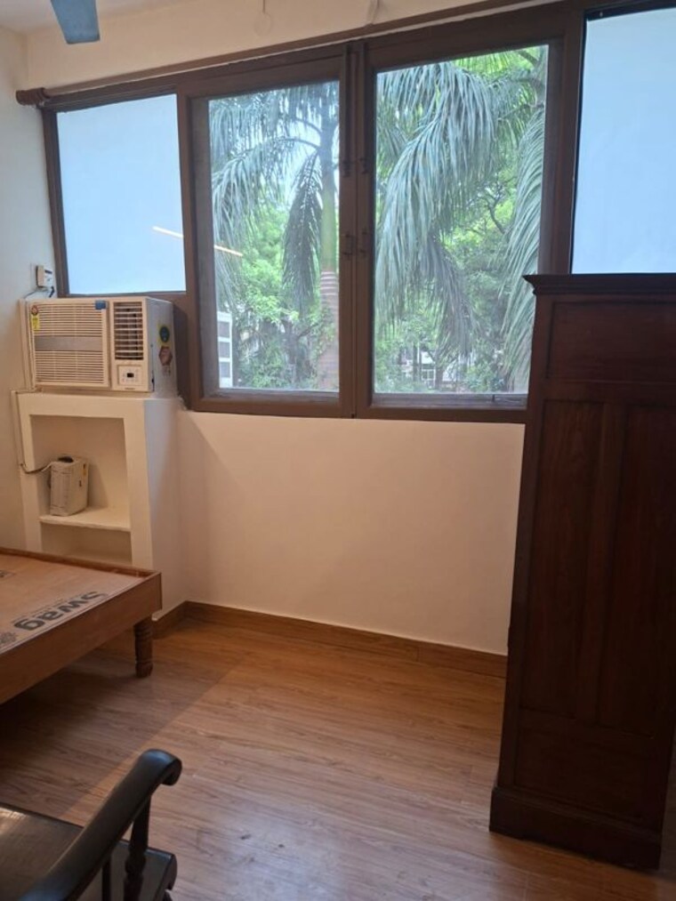 Room, hauz khas 2 Bedroom 1400 Sq.Ft. Apartment In Hauz Khas Delhi 10502989