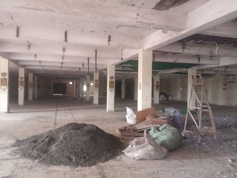  Parking, t-k-industrial-estate Commercial Warehouse 3000 Sq.Ft. In Sewri Mumbai 10502992