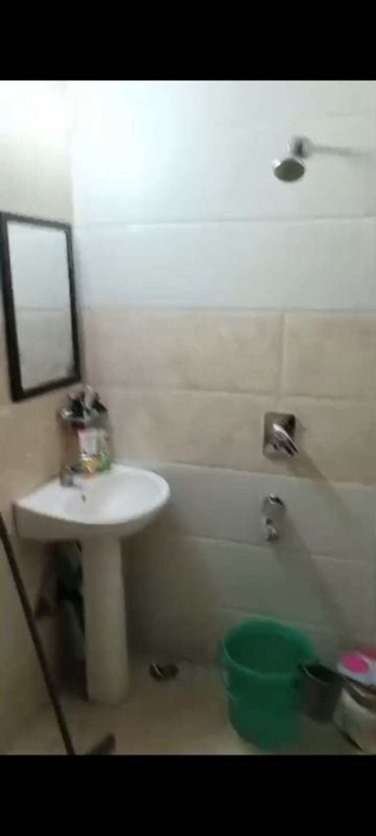 Bathroom, lajpat nagar ii 1 RK 350 Sq.Ft. Builder Floor In Lajpat Nagar ii Delhi 10502994