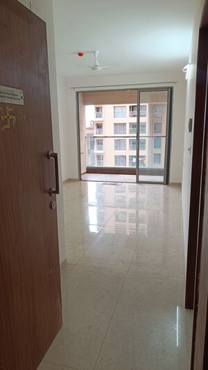 Room in 3 BHK Apartment at Vilas Javdekar Yashwin Enchante, Kharadi – for Rent