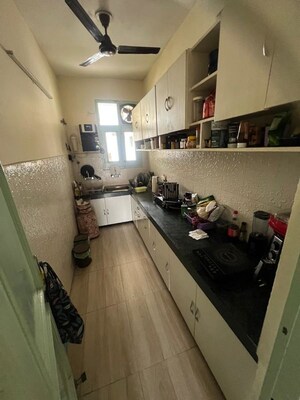 Kitchen in 2 BHK Builder Floor at Sector 44 – for Rent