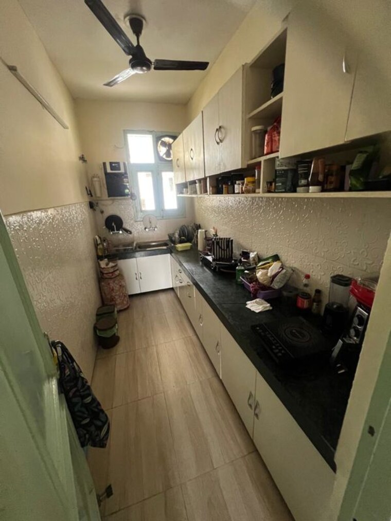 Kitchen, sector 44 2 Bedroom 2000 Sq.Ft. Builder Floor In Sector 44 Chandigarh 10503003