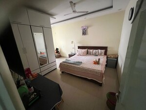 Team Area in 2 BHK Builder Floor at Sector 44 – for Rent