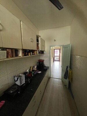 Building Lobby in 2 BHK Builder Floor at Sector 44 – for Rent