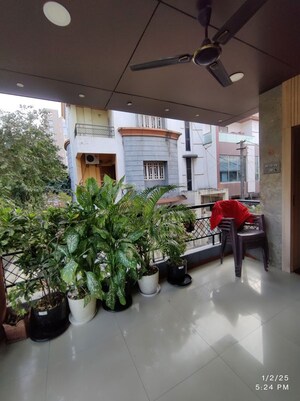 Parking in 4 BHK Villa at City Light – for Sale