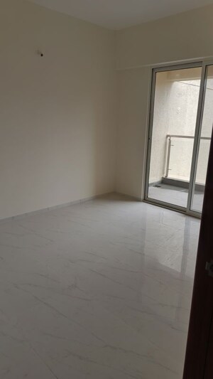 Room in 3 BHK Apartment at Bhargav Stella, Dhankawadi – for Rent