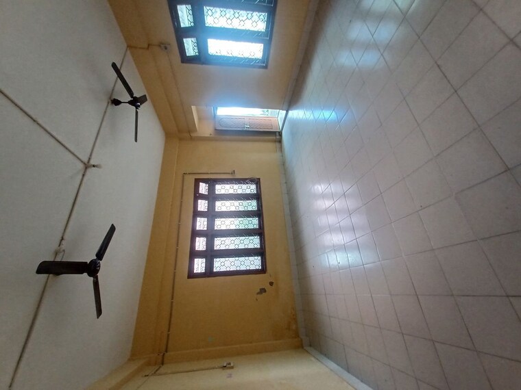 Room, beltola tiniali bus stop Commercial Warehouse 3000 Sq.Ft. In Beltola Tiniali Bus Stop Guwahati 10503027