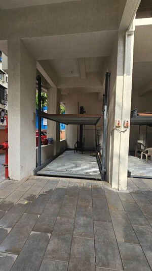 Parking in 2 BHK Apartment at Padmavati Palace, Vile Parle East – for Sale