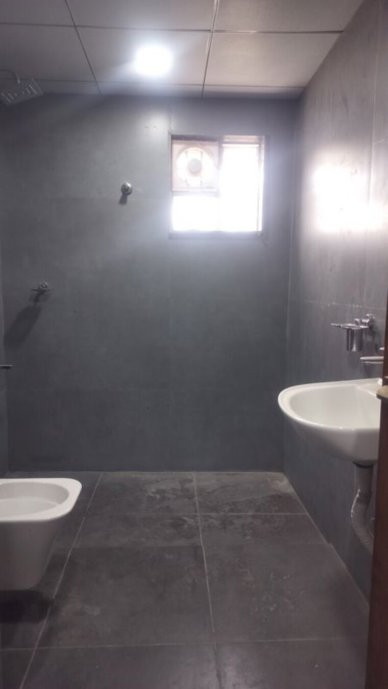 Bathroom, jubilee hills Commercial Office Space 2800 Sq.Ft. In Jubilee Hills Hyderabad 10503040