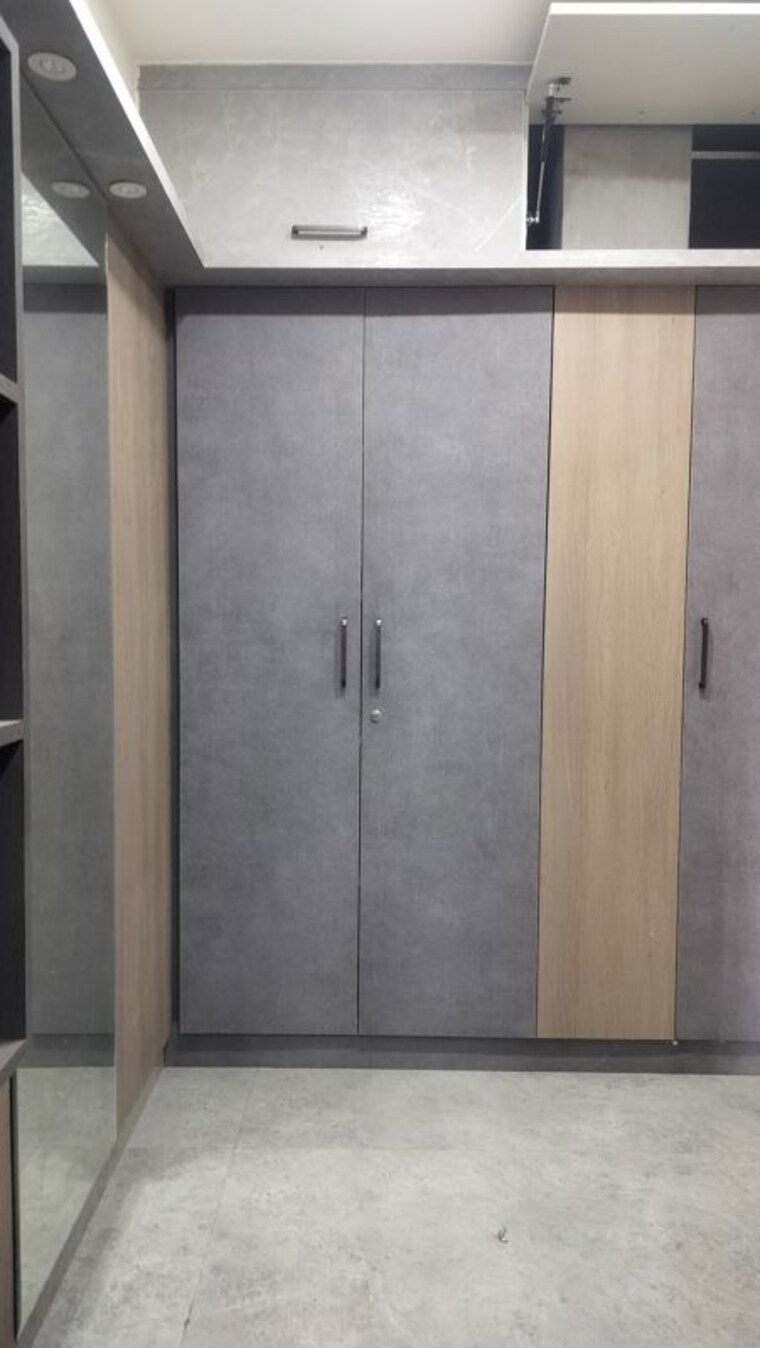 Room, jubilee hills Commercial Office Space 2800 Sq.Ft. In Jubilee Hills Hyderabad 10503040