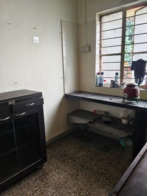 Team Area in 1 BHK Apartment at Sanewadi – for Rent