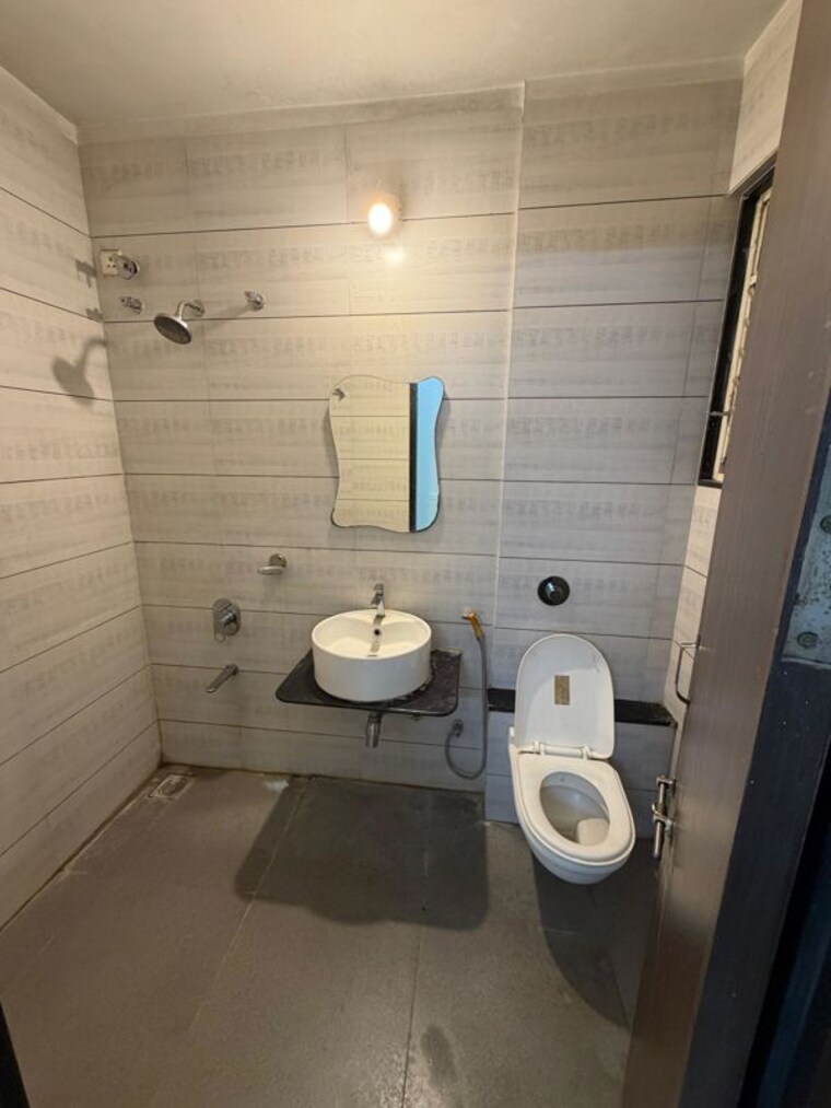 Bathroom, sai-innovision-7-avenues 2 Bedroom 1200 Sq.Ft. Apartment In Balewadi Pune 10503063