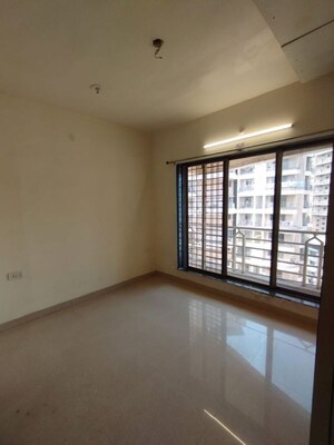 Room in 3 BHK Apartment at Paradise Sai Pearls, Kharghar – for Rent